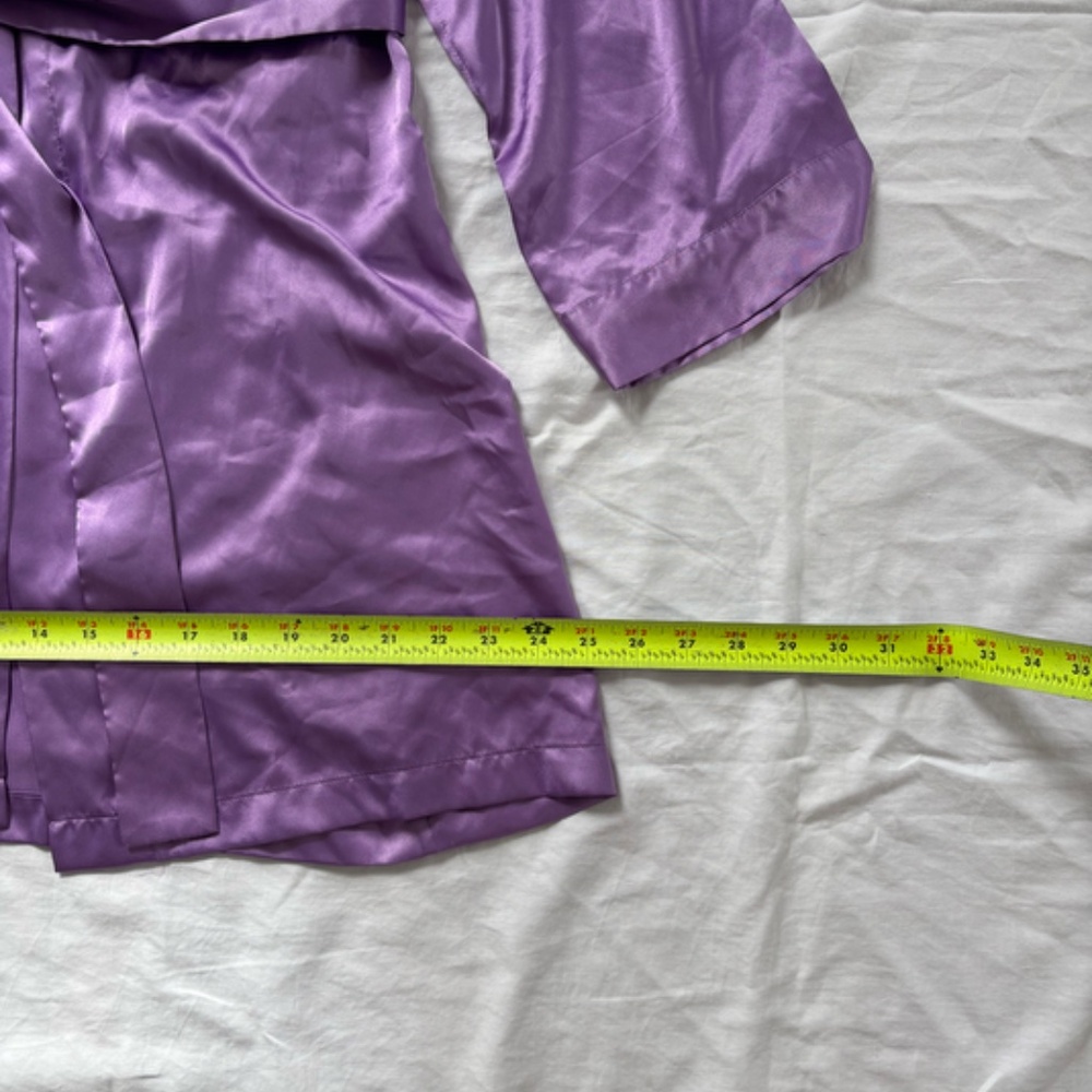 Victoria's Secret Robe - Picture 3 of 5